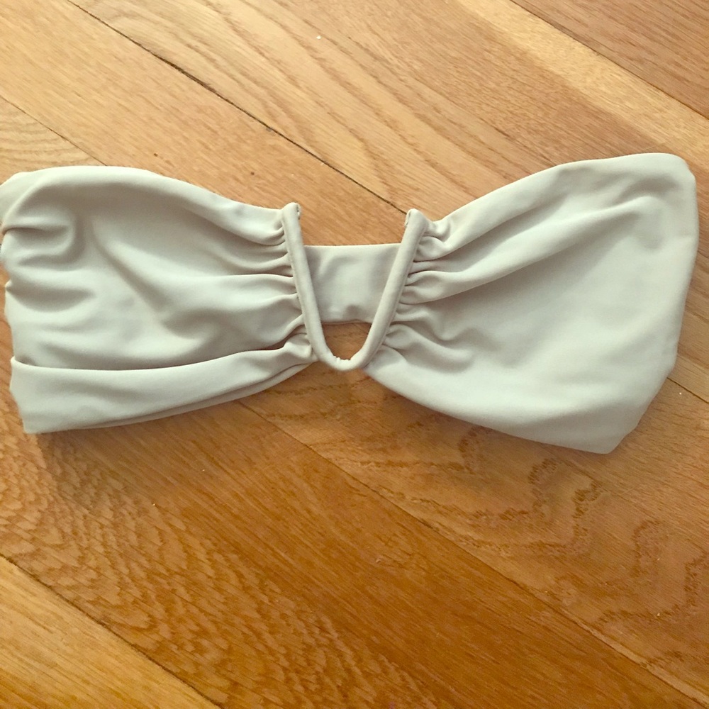 Mikoh reunion top